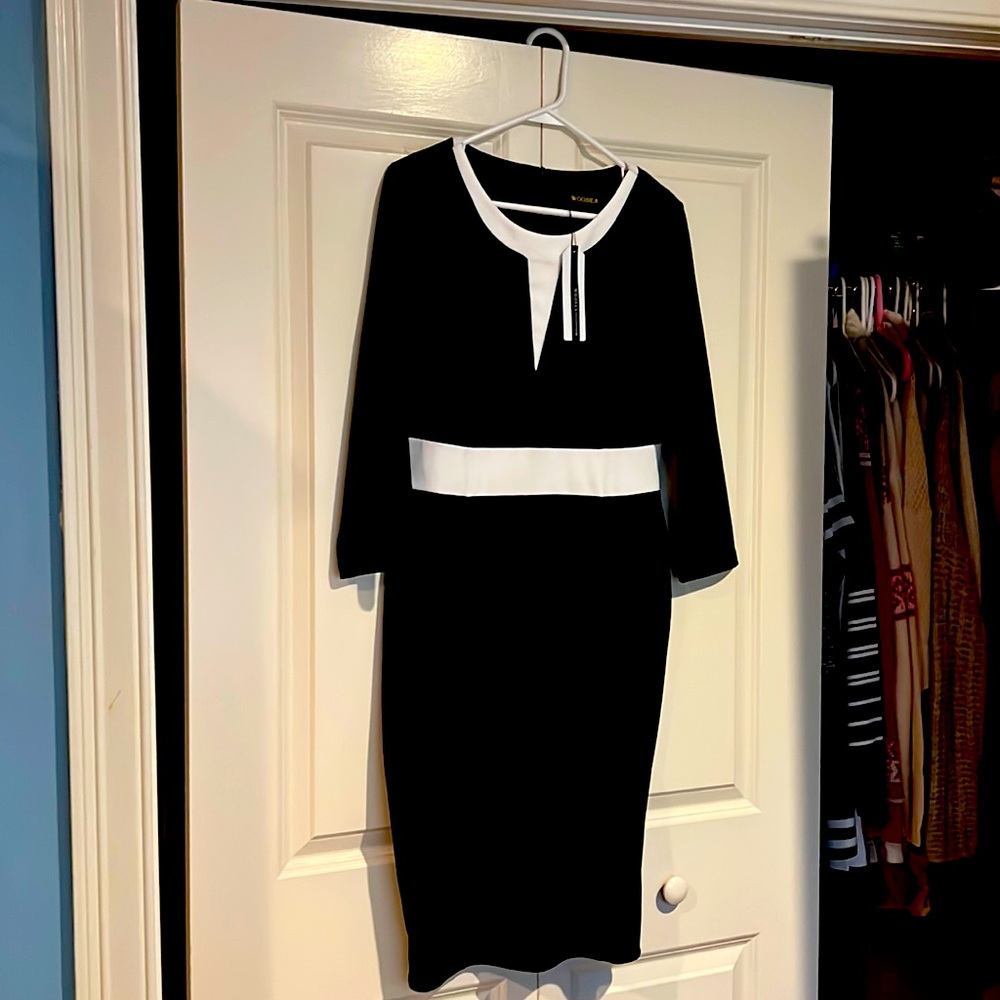 Woosea Black Dress w/White Collar and Belt